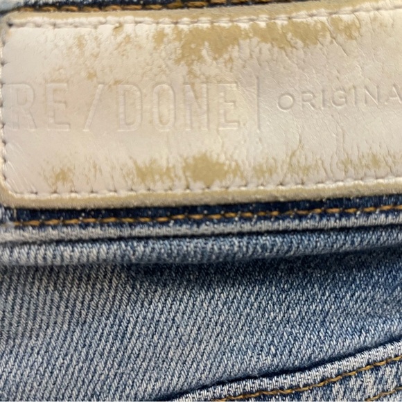 Re/Done High-Rise Ankle Crop Jeans in Dusty Blue. Size 28 - Picture 6 of 10